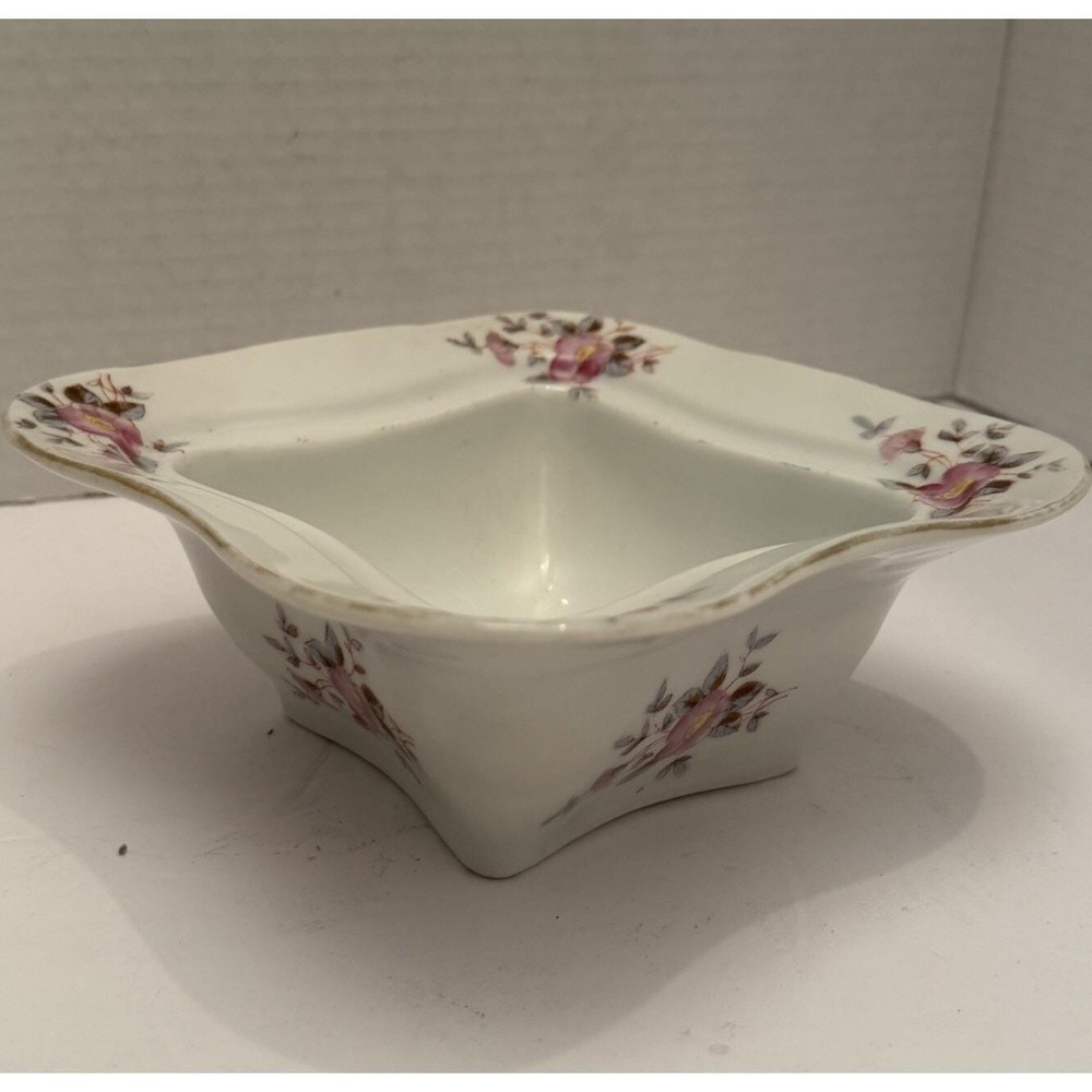 Marx & Gutherz Vtg Floral Porcelain Dish Waved Edges Carlsbad, Austria
